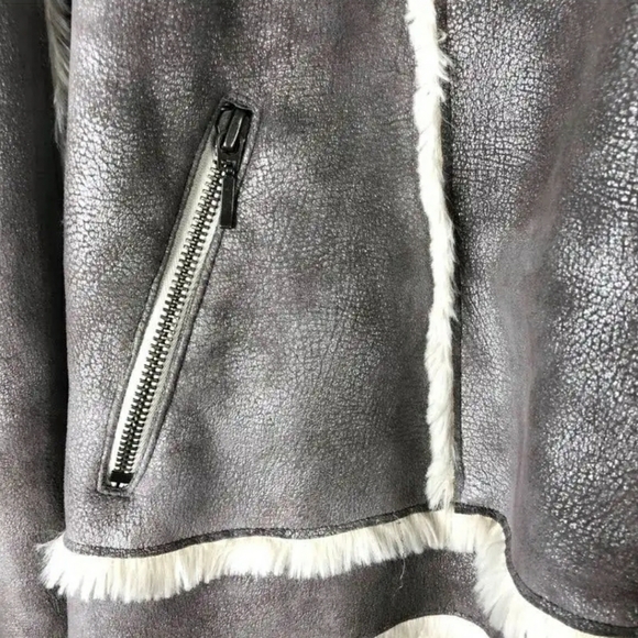 Peck & Peck silver-gray faux suede with fleece like lining jacket - Picture 4 of 7
